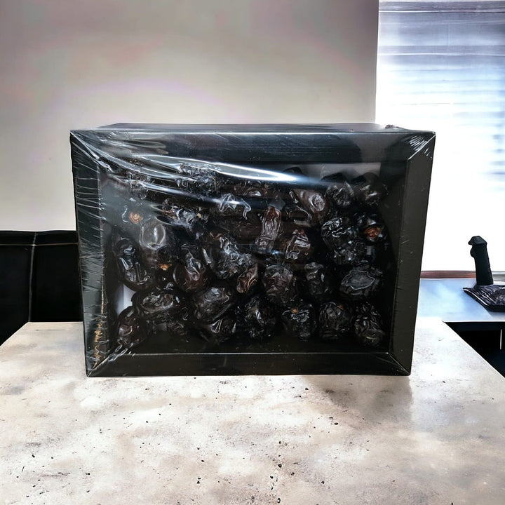 Premium Ajwa dates by Waaw