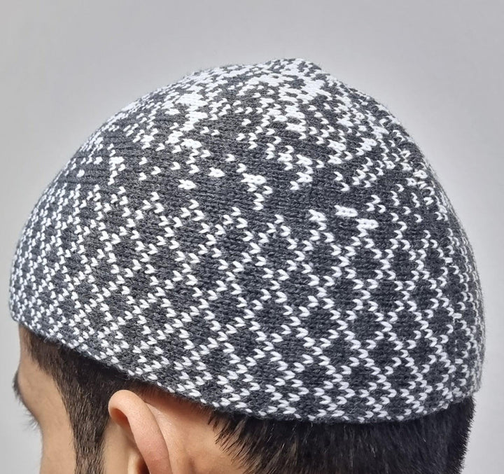 Designer woolly prayer hat - Waaw